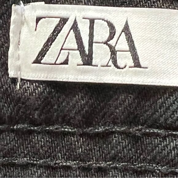 Zara Womens size 20 five pocket, dark wash high rise, denim shorts - Picture 3 of 7